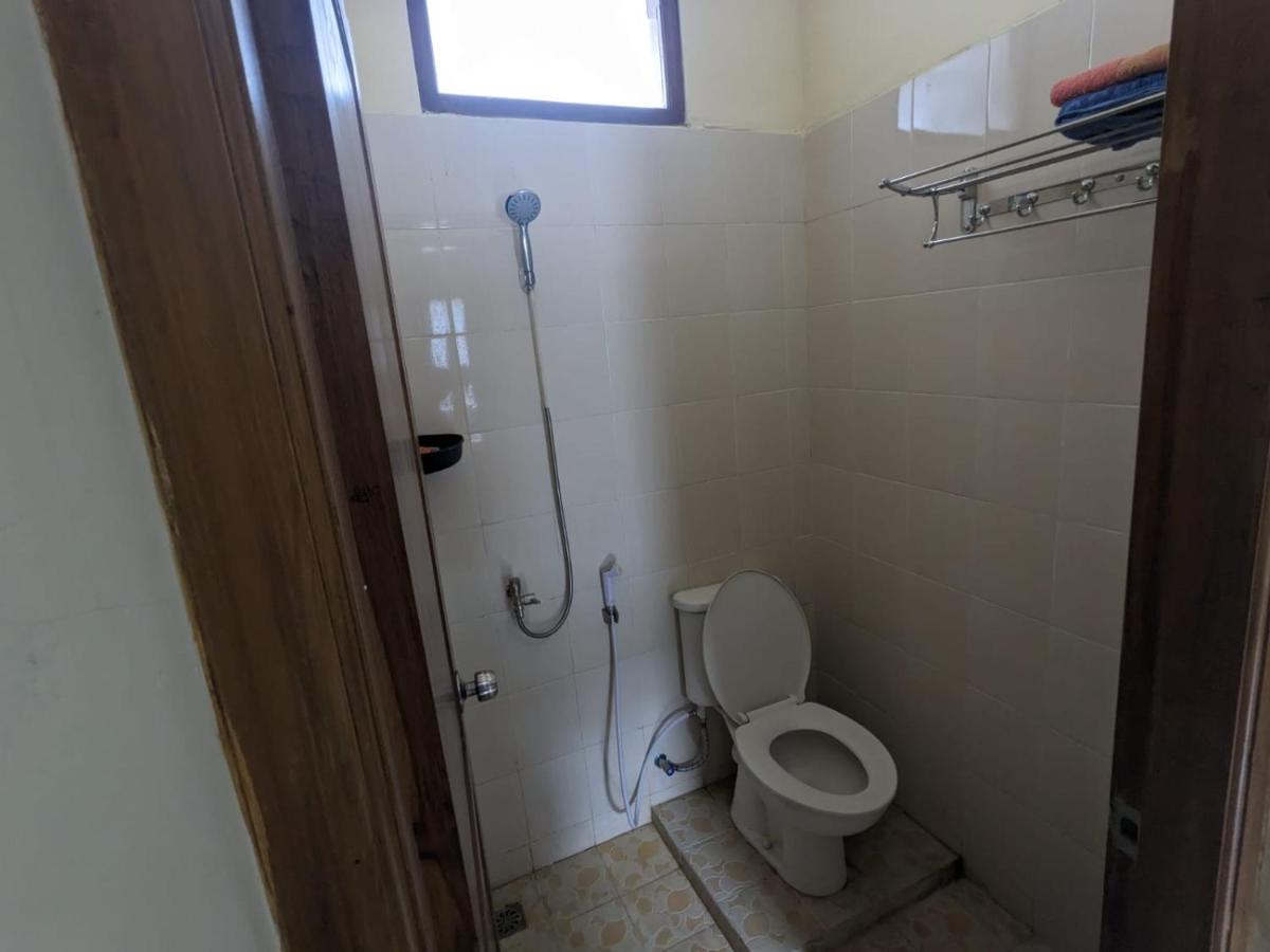 Rumah Pagar Merah Homestay Γιογκιακάρτα Εξωτερικό φωτογραφία